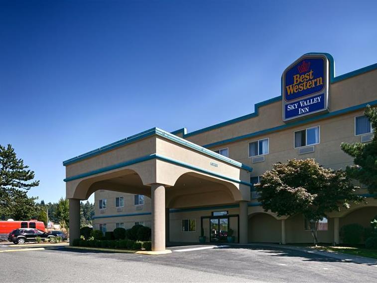 Western Sky Valley Hotel 3*