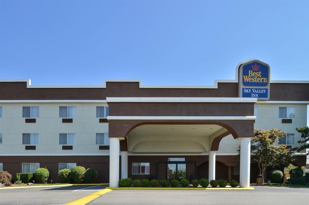 Western Sky Valley Hotel 3*